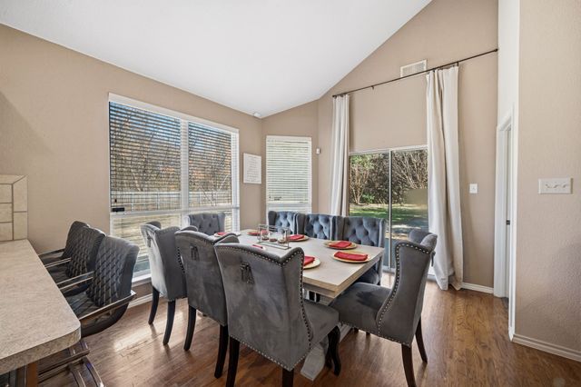 6915 Chapelridge Drive, Dallas, TX 75249