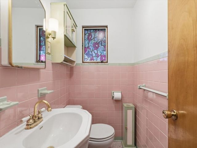 600 Mary St, Monongahela, PA 15063