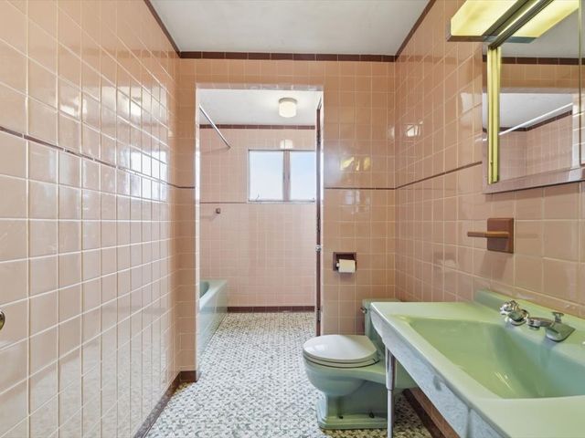 600 Mary St, Monongahela, PA 15063
