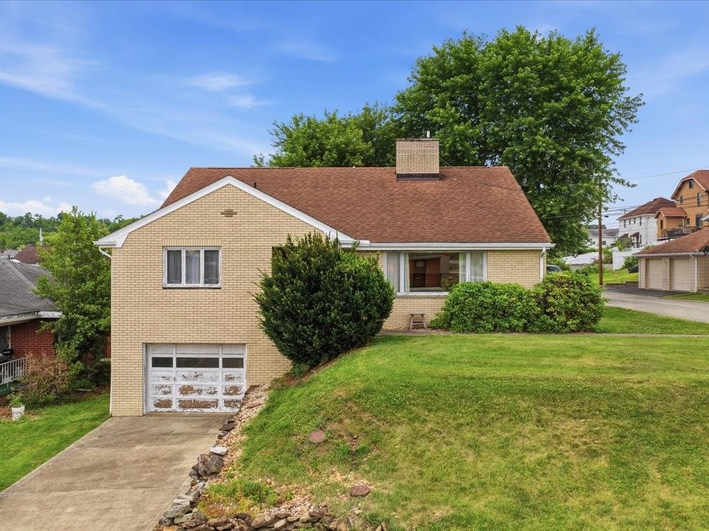 600 Mary St, Monongahela, PA 15063