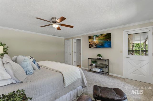 599 N Pebble Beach Way, Eagle, ID 83616