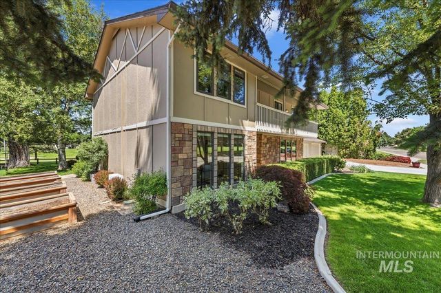 599 N Pebble Beach Way, Eagle, ID 83616