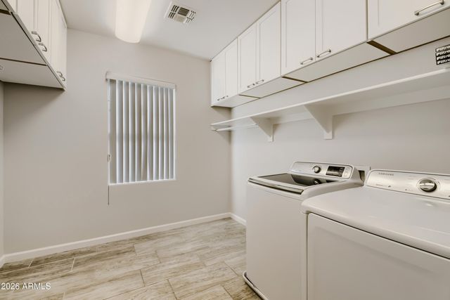 986 W ANGEL Drive, Chandler, AZ 85248