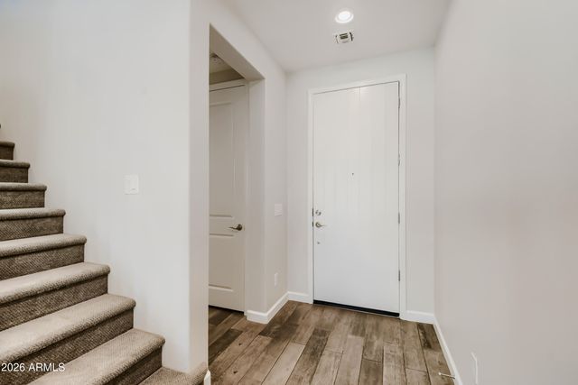 986 W ANGEL Drive, Chandler, AZ 85248