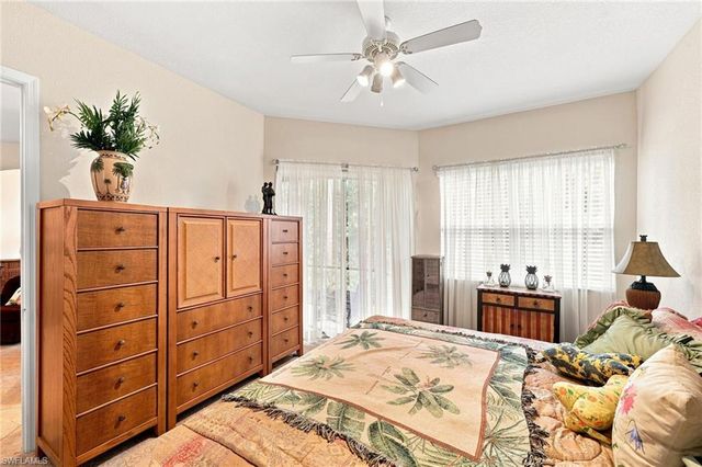 6116 Highwood Park LN, Naples, FL 34110