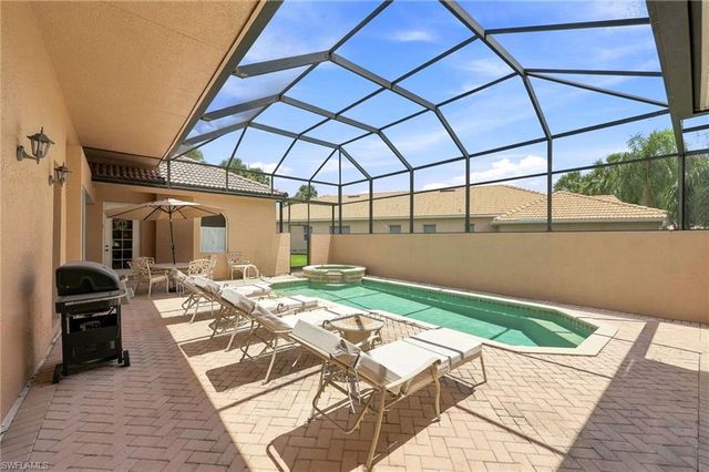 6116 Highwood Park LN, Naples, FL 34110
