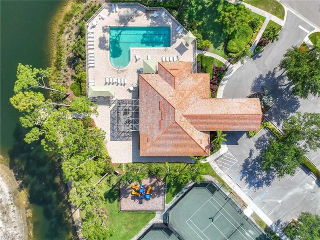 6116 Highwood Park LN, Naples, FL 34110