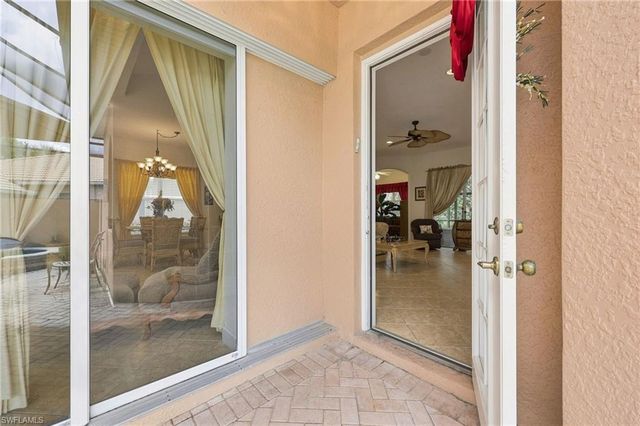 6116 Highwood Park LN, Naples, FL 34110