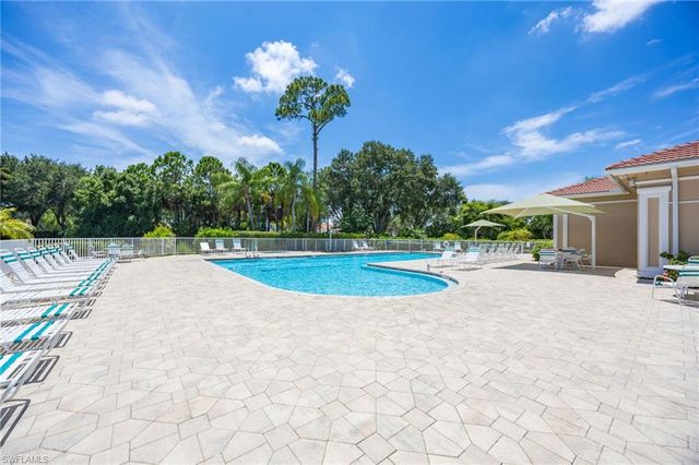 6116 Highwood Park LN, Naples, FL 34110
