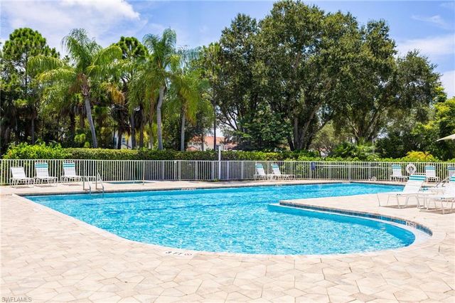 6116 Highwood Park LN, Naples, FL 34110