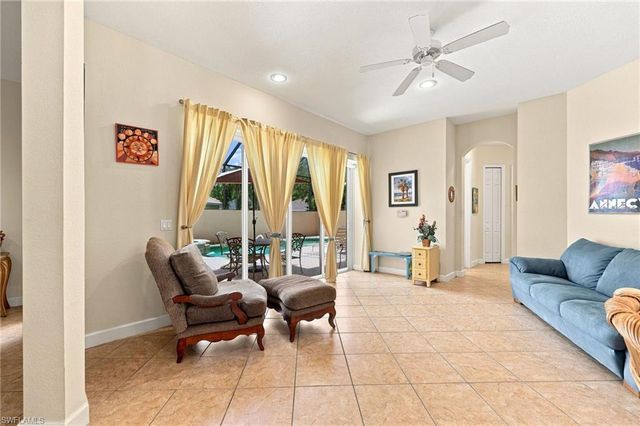 6116 Highwood Park LN, Naples, FL 34110