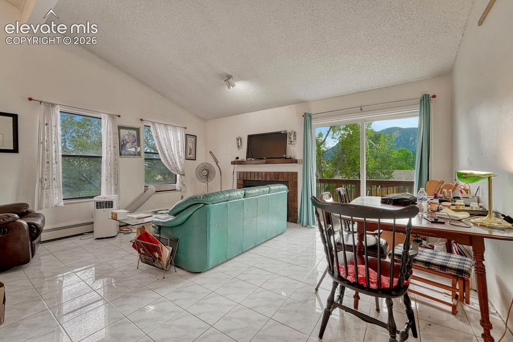 3660 Suncrest Court, Colorado Springs, CO 80906 — photo 5