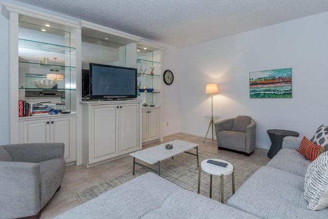 4205 N Fairway Drive 4205, Jupiter, FL 33477