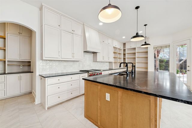 2107 Spindletop Trail, Frisco, TX 75033