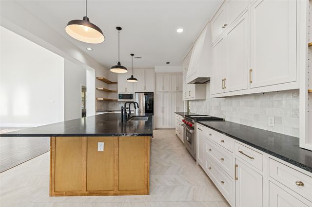 2107 Spindletop Trail, Frisco, TX 75033