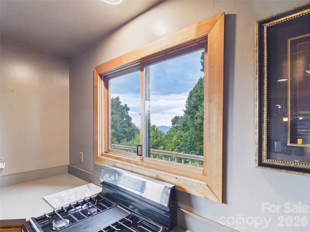7904 Pinnacle Wind Lane, Lenoir, NC 28645