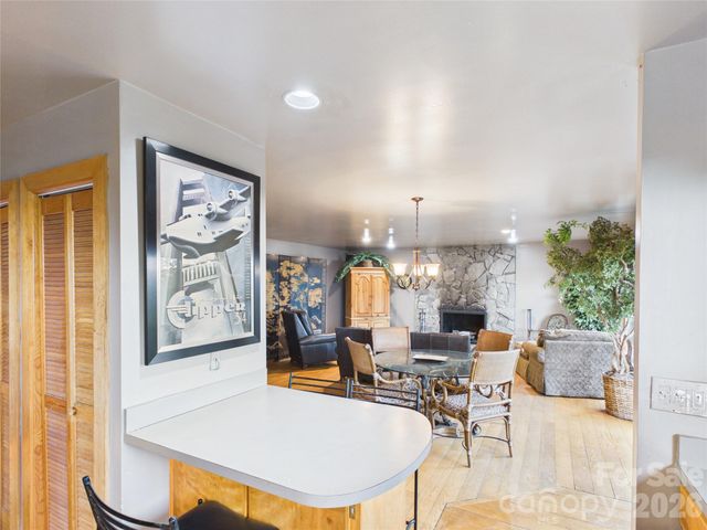 7904 Pinnacle Wind Lane, Lenoir, NC 28645