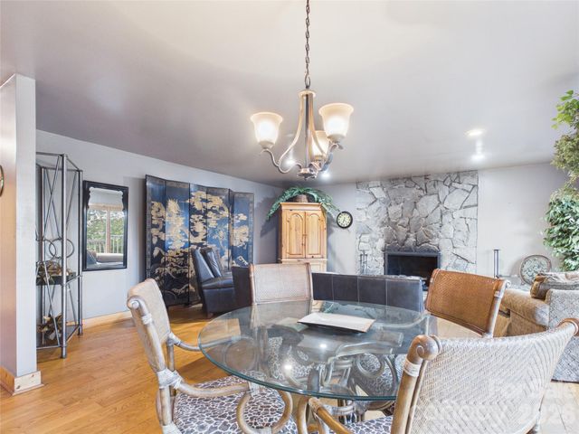 7904 Pinnacle Wind Lane, Lenoir, NC 28645