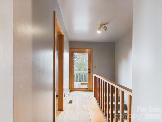 7904 Pinnacle Wind Lane, Lenoir, NC 28645