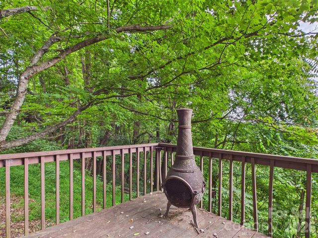 7904 Pinnacle Wind Lane, Lenoir, NC 28645