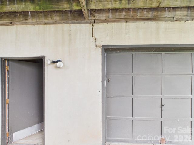 7904 Pinnacle Wind Lane, Lenoir, NC 28645
