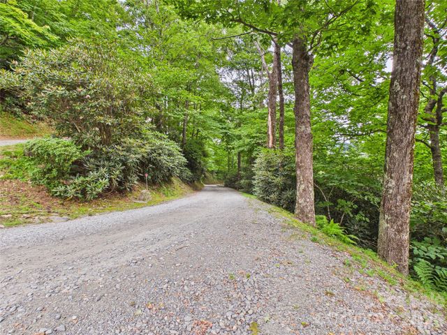 7904 Pinnacle Wind Lane, Lenoir, NC 28645
