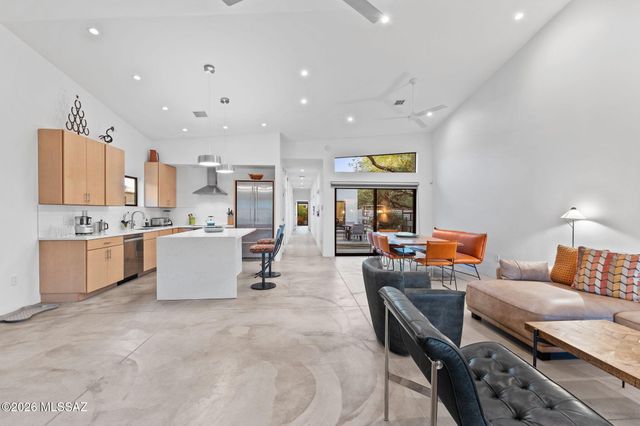 236 W University Boulevard, Tucson, AZ 85705