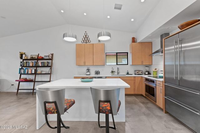 236 W University Boulevard, Tucson, AZ 85705