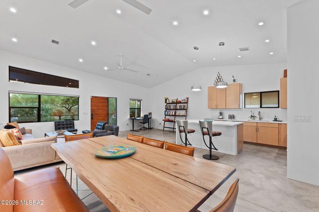 236 W University Boulevard, Tucson, AZ 85705