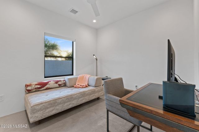 236 W University Boulevard, Tucson, AZ 85705