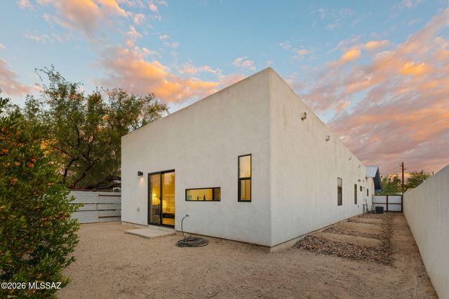 236 W University Boulevard, Tucson, AZ 85705