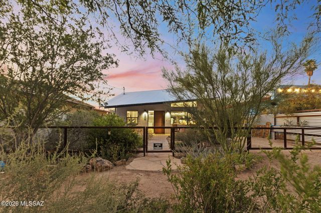 236 W University Boulevard, Tucson, AZ 85705