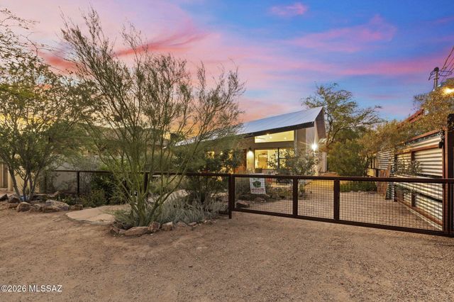 236 W University Boulevard, Tucson, AZ 85705