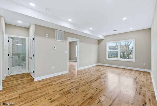 109 N 7Th St, Newark City, NJ 07107