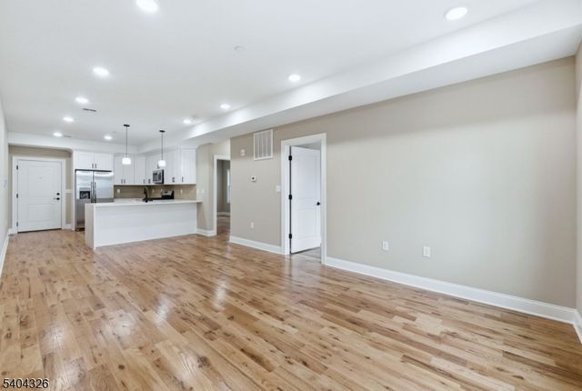 109 N 7Th St, Newark City, NJ 07107