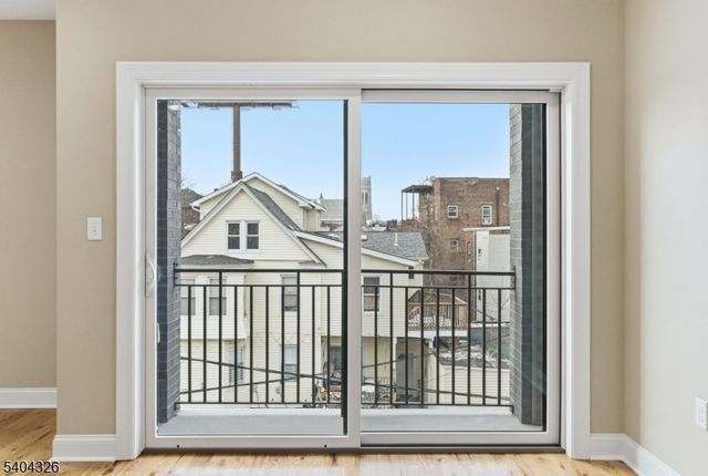 109 N 7Th St, Newark City, NJ 07107