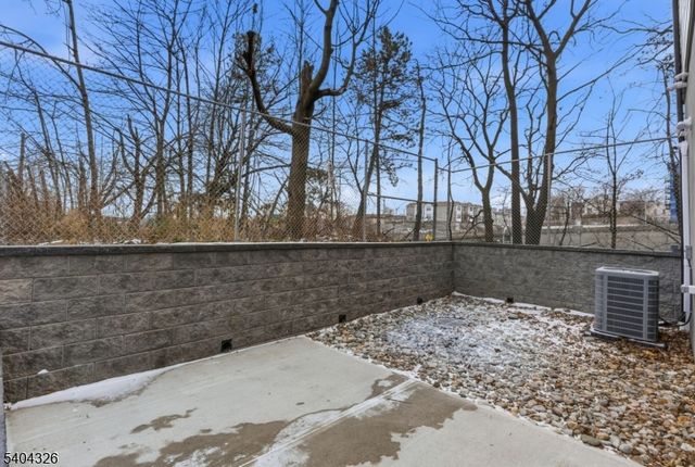 109 N 7Th St, Newark City, NJ 07107