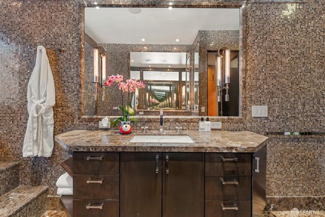 720 Clementina Street, San Francisco, CA 94103