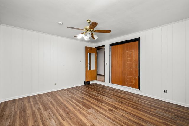2400 27th Street, Rock Island, IL 61201
