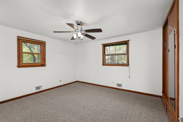 2400 27th Street, Rock Island, IL 61201