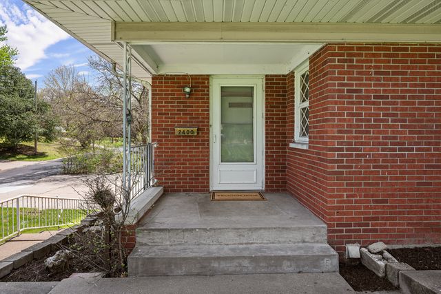2400 27th Street, Rock Island, IL 61201