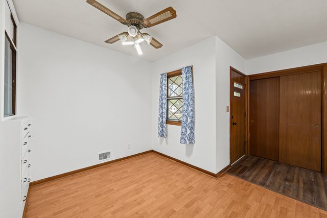 2400 27th Street, Rock Island, IL 61201