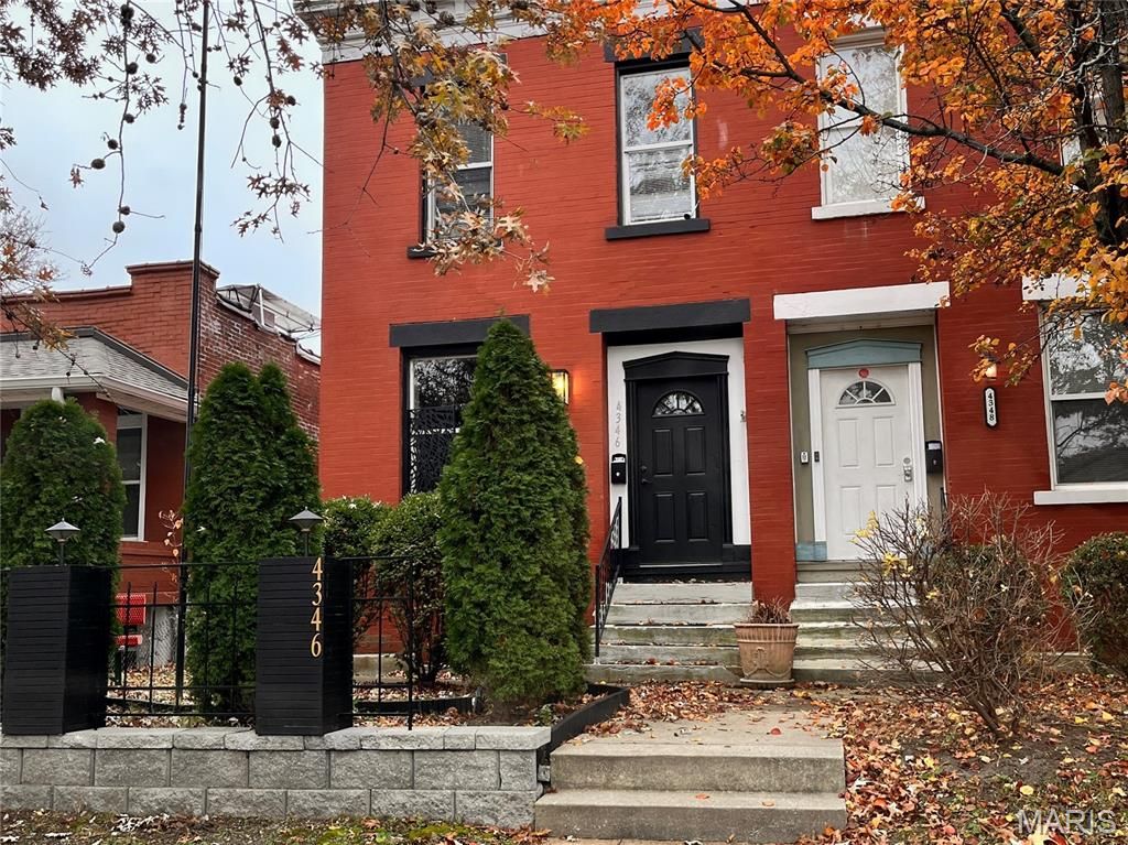 4346 Vista Avenue, St Louis, MO 63110