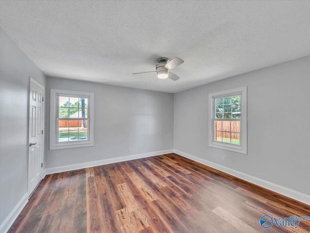 15717 Arlington Road, Athens, AL 35611