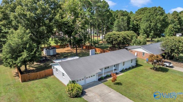 15717 Arlington Road, Athens, AL 35611