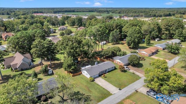 15717 Arlington Road, Athens, AL 35611