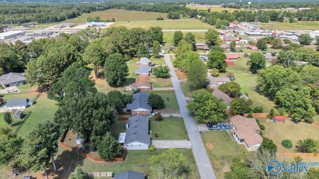15717 Arlington Road, Athens, AL 35611
