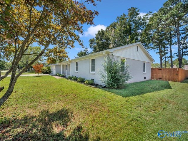 15717 Arlington Road, Athens, AL 35611
