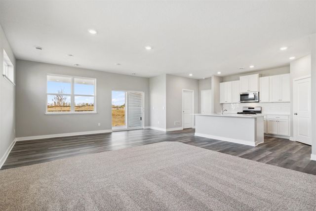 17400 Durham Drive, Lakeville, MN 55044