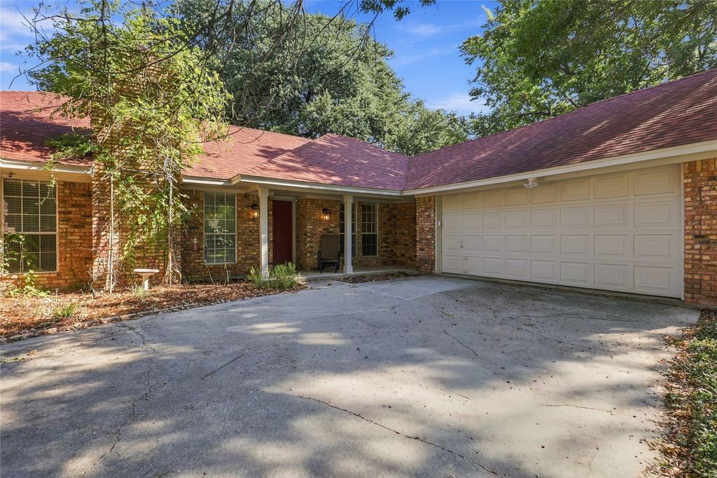 1309 Oxford Lane, Denton, TX 76209 — photo 3